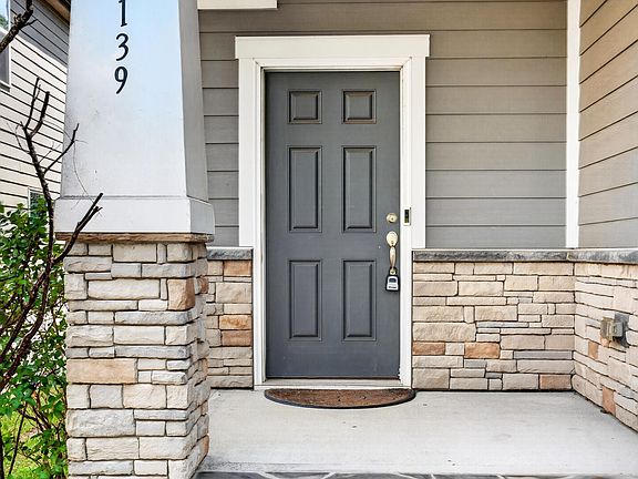 4th image of 2139 Gregor Overlook Ln