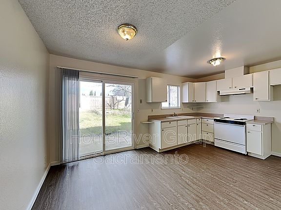 5th image of 6920 Greenhead Ct