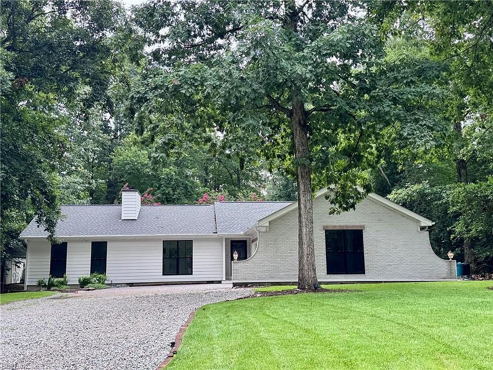 1st image of 106 Evergreen Way