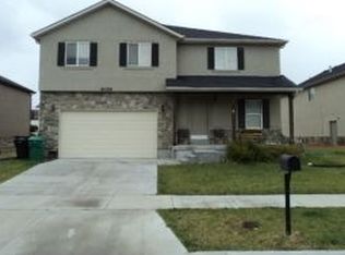 8256 S Oak Vista Dr, West Jordan, UT 84081