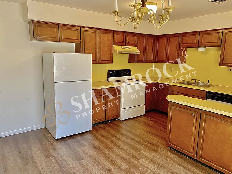 7208B Sanger Ave — Photo 4