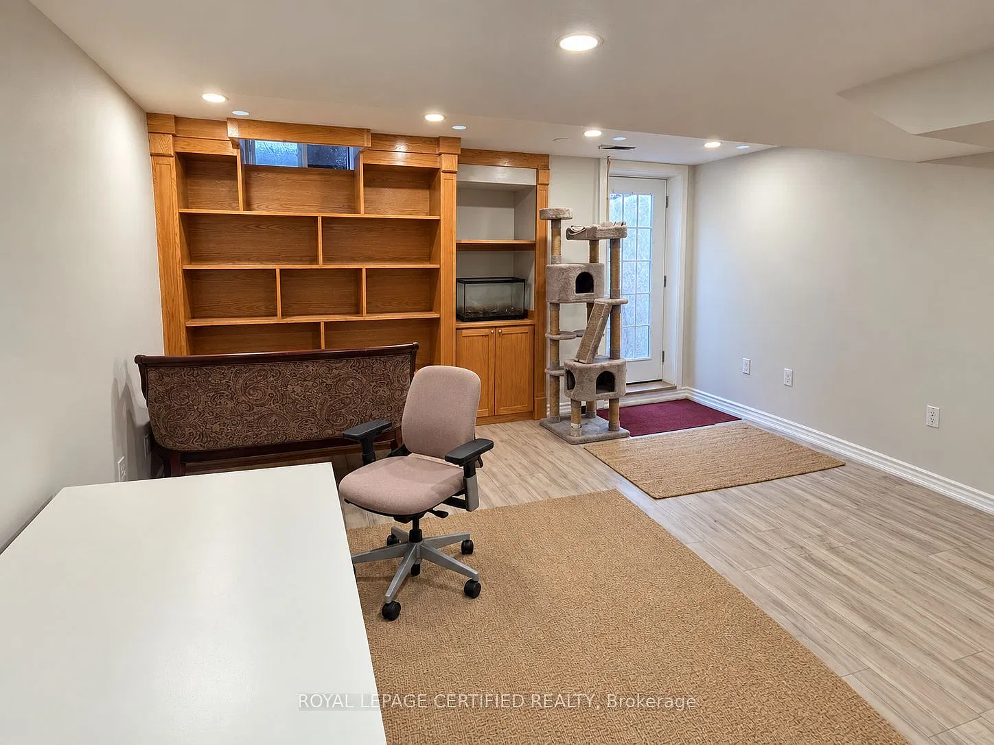 2 bed, $1,900 — Photo 4