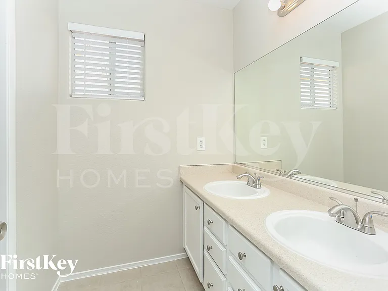 7833 Smokerise Ct — Photo 13