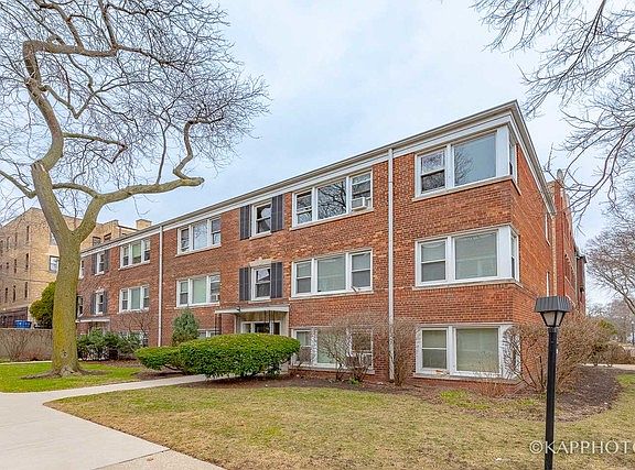 2nd image of 434 Elmwood Ave APT 2