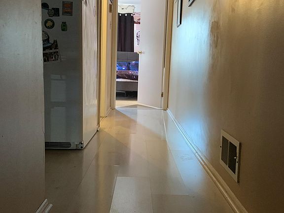 3rd image of 18 Latourette Ln #1
