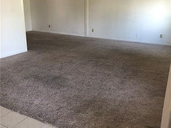 3rd image of 9509 English Oak Dr