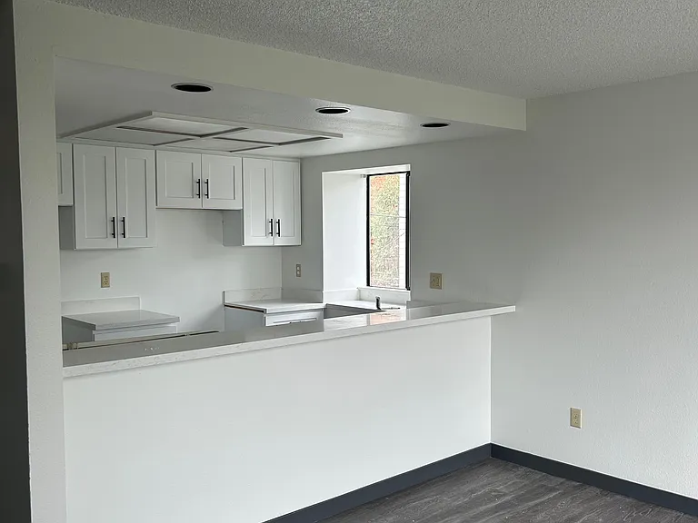 3019 3rd Ave W #1 — Photo 6