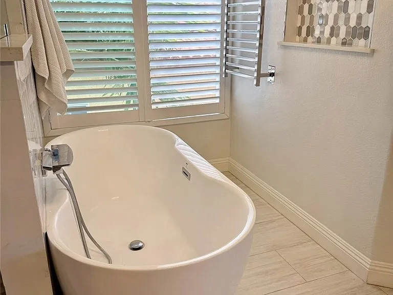 10229 Kernwood Ct — Photo 17