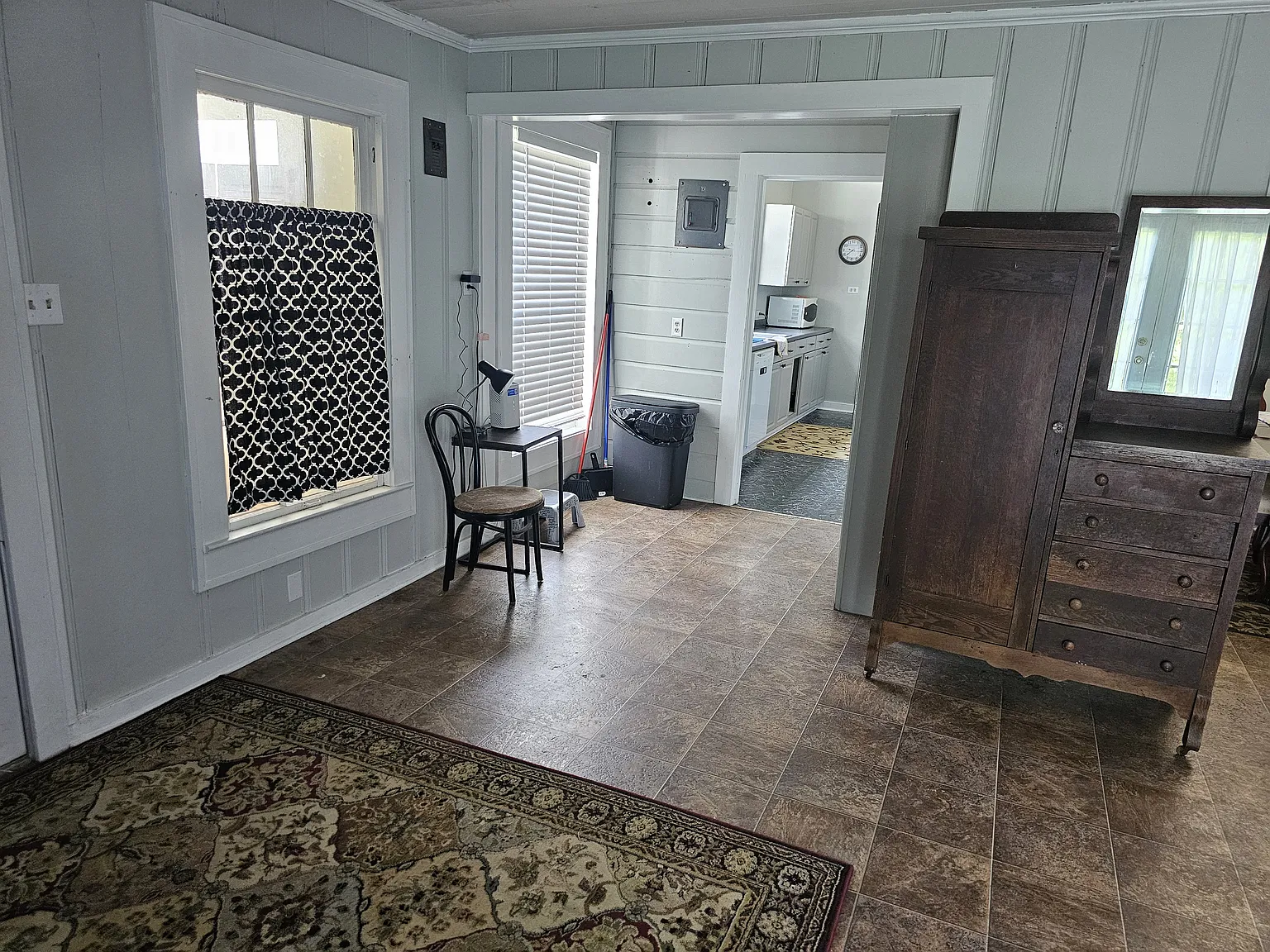 6 bed, $4,750 — Photo 4