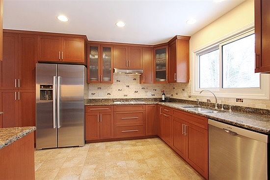 5th image of 2813 Sandalwood Ct