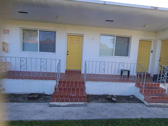 4th image of 1365 NE 111th St