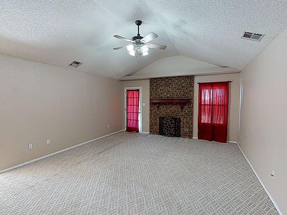 4th image of 3881 Basswood Dr