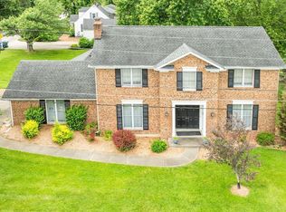 105 Sunny Dr, Lawrenceburg, IN 47025