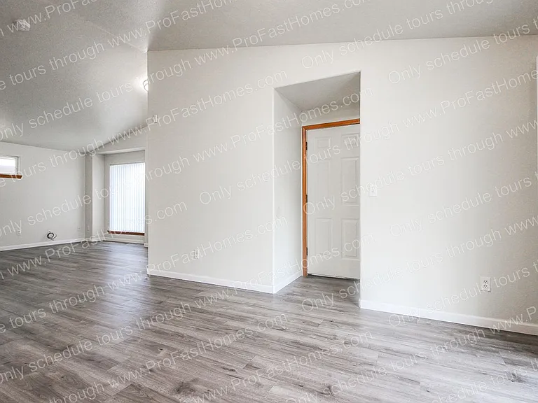 6416 SE 139th Ave — Photo 12
