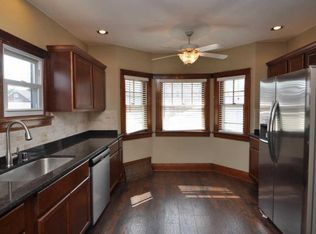 3653 S 34th St, Greenfield, WI 53221