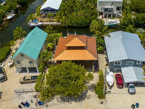 4th image of 27329 Jamaica Ln