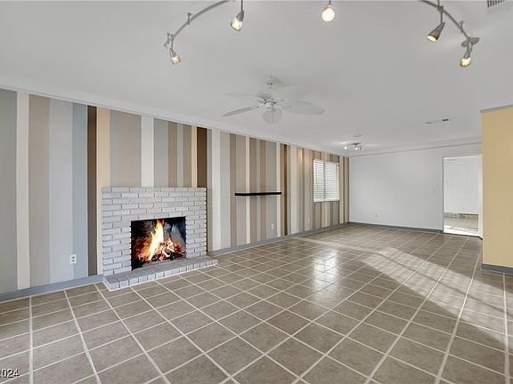 4th image of 5254 Wilbur St