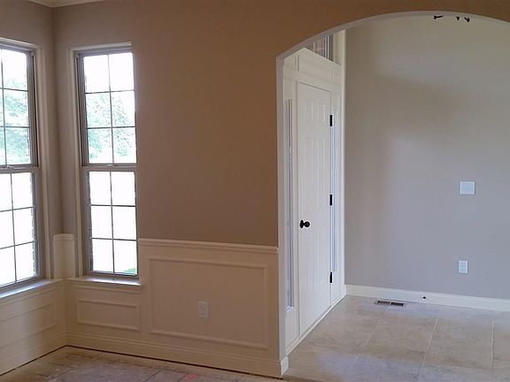 4th image of 53918 Connor Dr