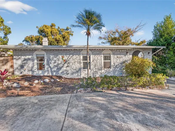5021 37th Ave N, Saint Petersburg, FL 33710