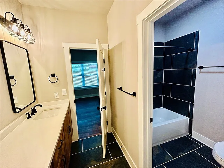 5785 Adrian Ln — Photo 13