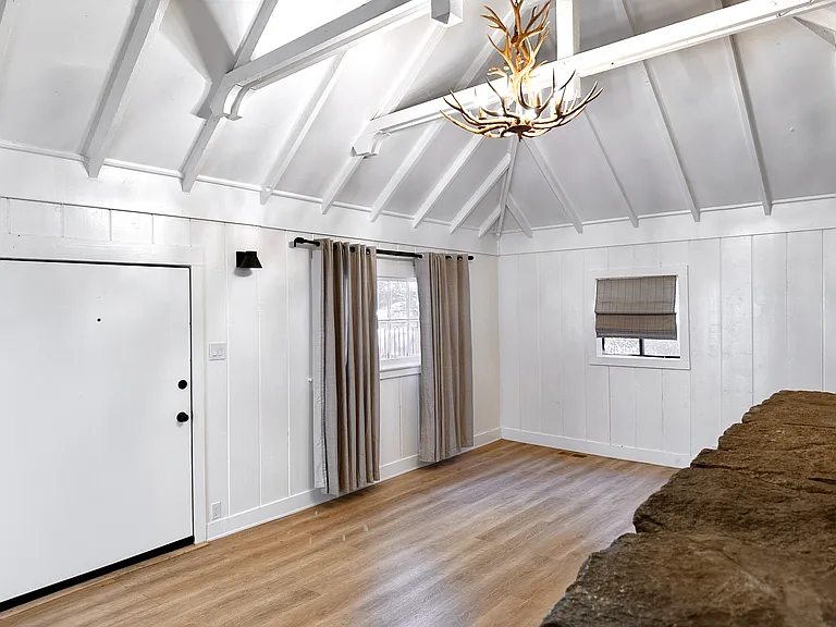 Livingroom- front door