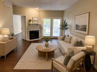 5550 Spring Valley Rd APT F15, Dallas, TX 75254