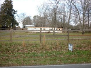 1343 Flat Rock Rd, Reidsville, NC 27320