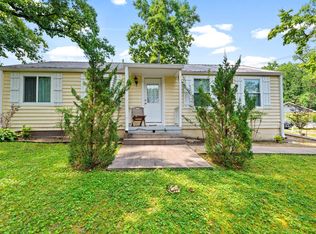 142 Oak Rd, Norris, TN 37828