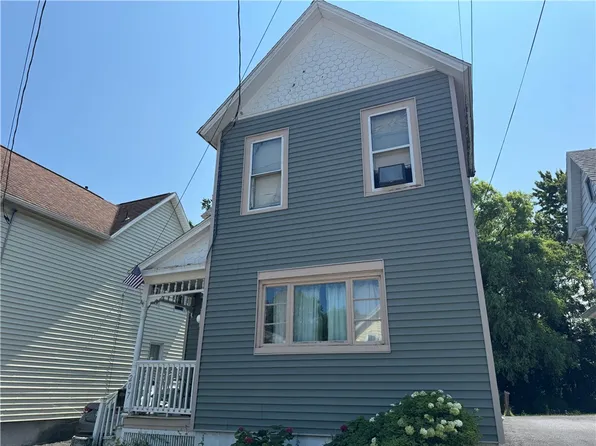207 William St, Geneva, NY 14456