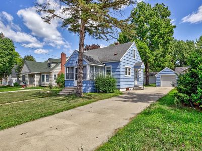 404 11th Ave NE, Rochester, MN, 55906