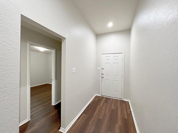 2nd image of 4908 Pacific Way Dr