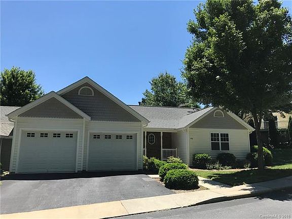 2nd image of 403 Charlestown Dr #15B