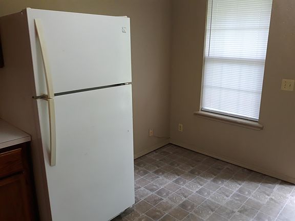3rd image of 301 N Rogers St #10521370