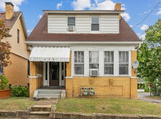 340 Gregg St #2, Carnegie, PA 15106