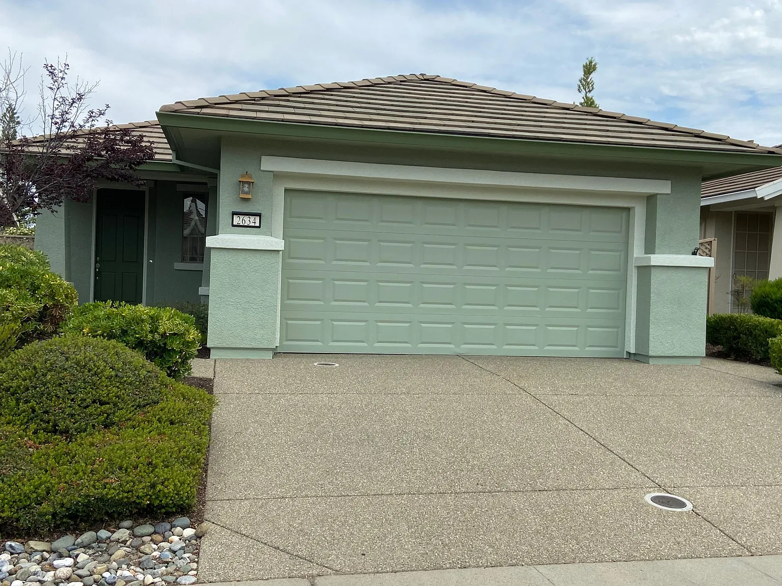2634 Goshawk Ln photo 1