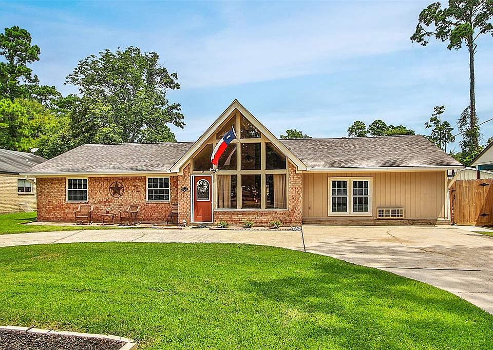 1st image of 520 Chateau Woods Parkway Dr