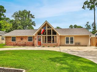 520 Chateau Woods Parkway Dr, Conroe, TX 77385