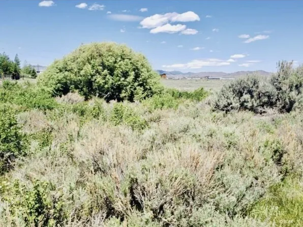 Cinnabar Ave, Elko, NV 89801