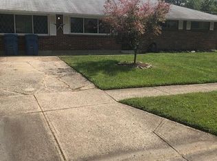 5668 Shady Oak St, Dayton, OH 45424