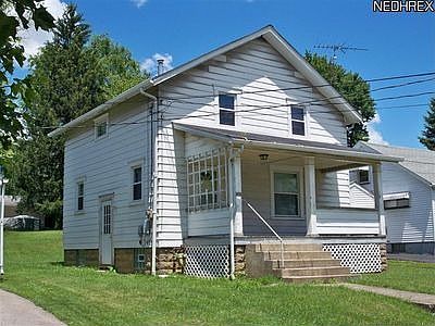 1st image of 606 E Martin St