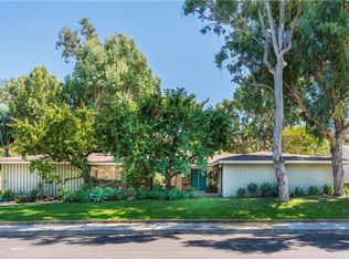 4050 Contera Rd, Encino, CA 91436