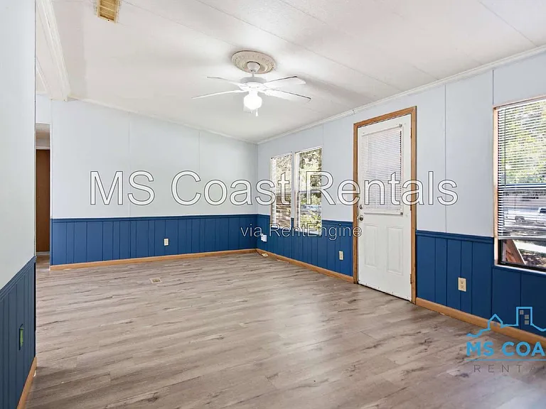 2617 N 16th St — Photo 5