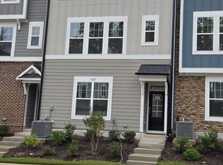 5027 Jowetts Walk Dr #30, Cary, NC 27519