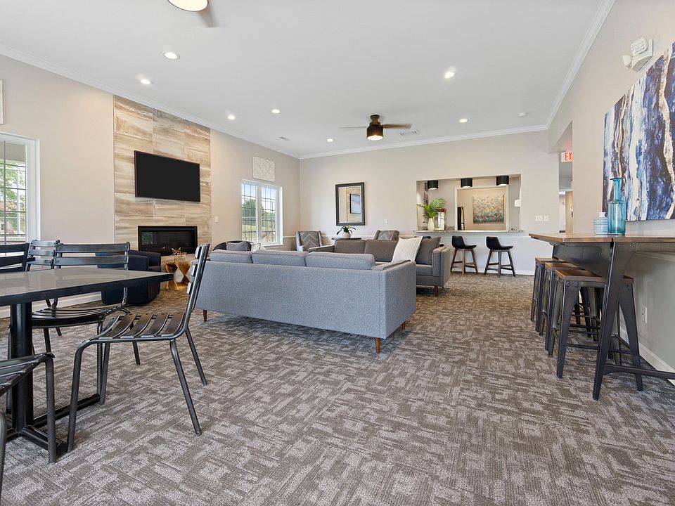 Manchester Oaks Clubhouse