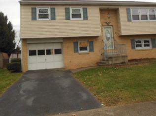 16 W Schoolside Dr, Mechanicsburg, PA 17055