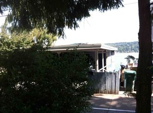 11930 Riviera Pl NE, Seattle, WA 98125