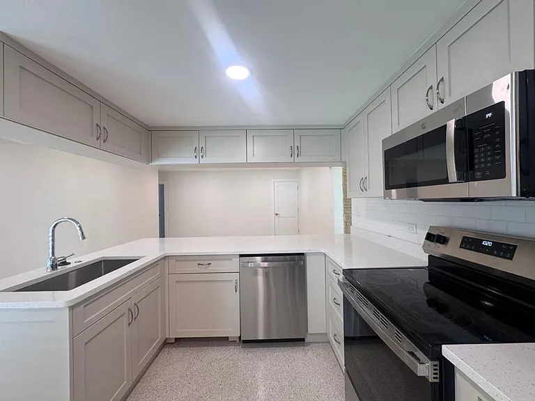 113 Royal Dunes Blvd — Photo 11
