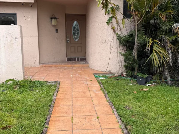 2700 S University Dr APT 4C, Fort Lauderdale, FL 33328