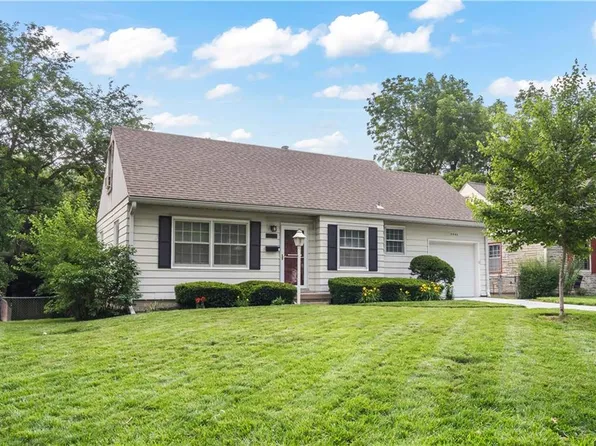 5440 Juniper Dr, Mission, KS 66205