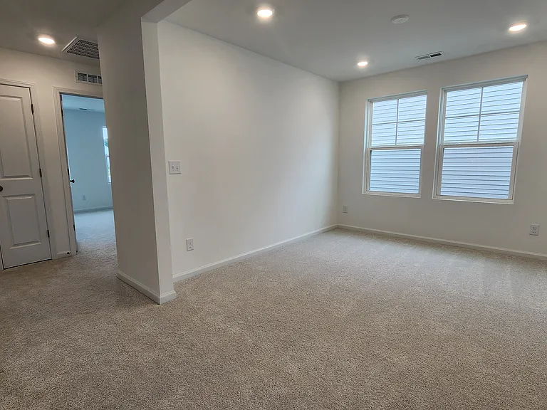 707 Painted Daisy Ln — Photo 17
